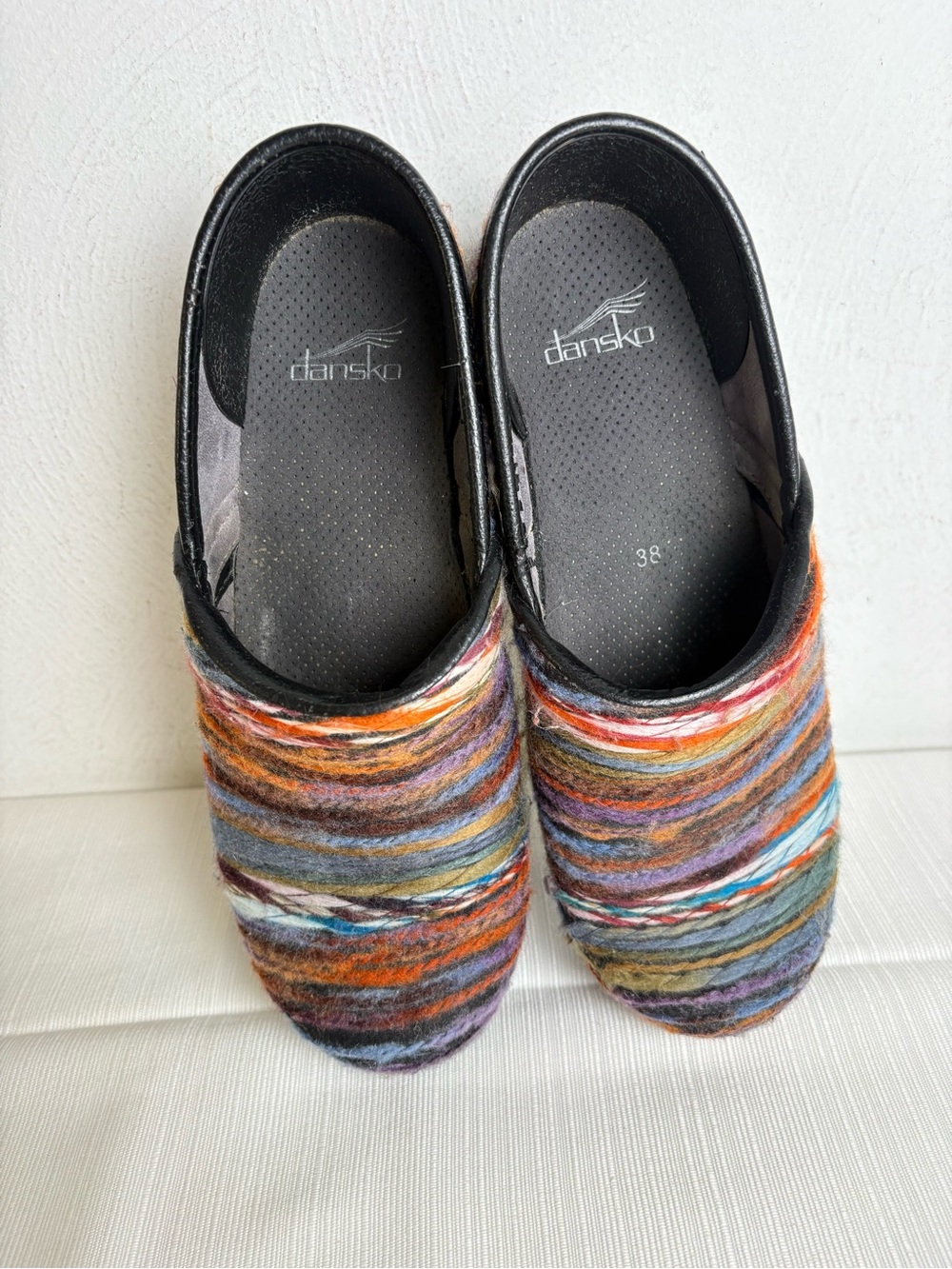 DANSKO Mulitcolor Yarn Clogs 38 (7.5/8) - Picture 9 of 15
